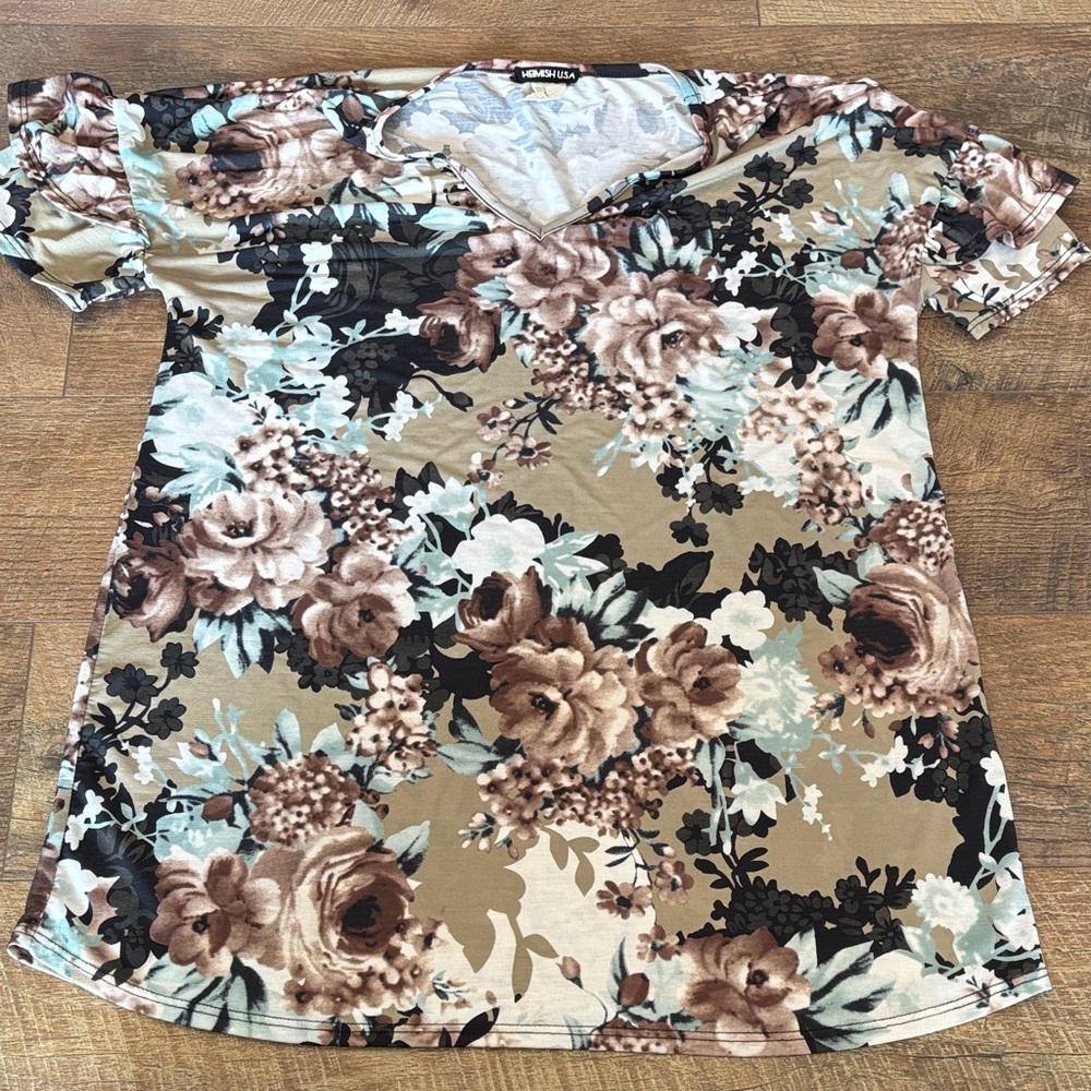 Hemish Floral Ruffle Sleeved Blouse